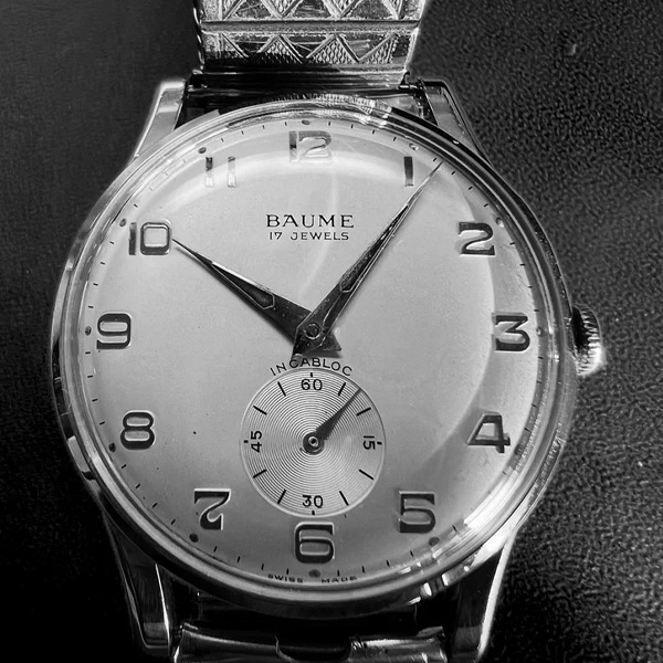 Basic watch